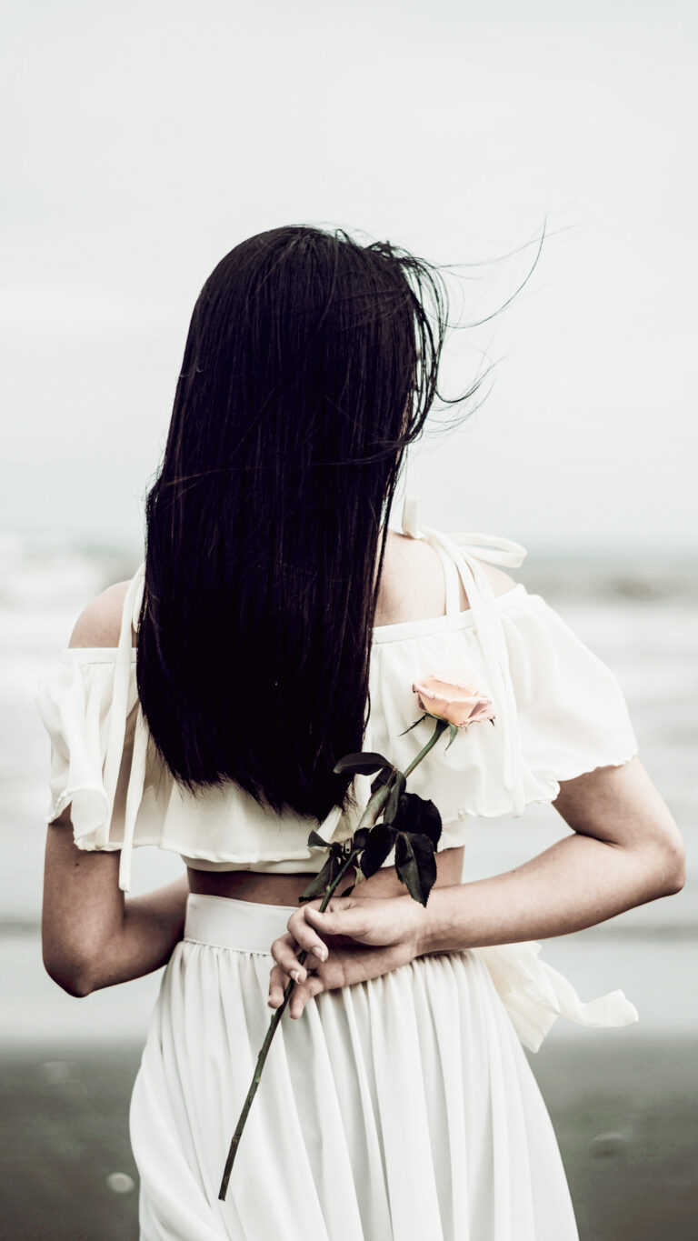 6 Herbs & Adaptogens for Hair Growth That Actually Work