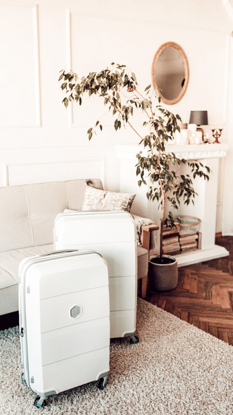 The Ultimate Europe Packing List: What I Bring After Dozens of Trips Back to the UK