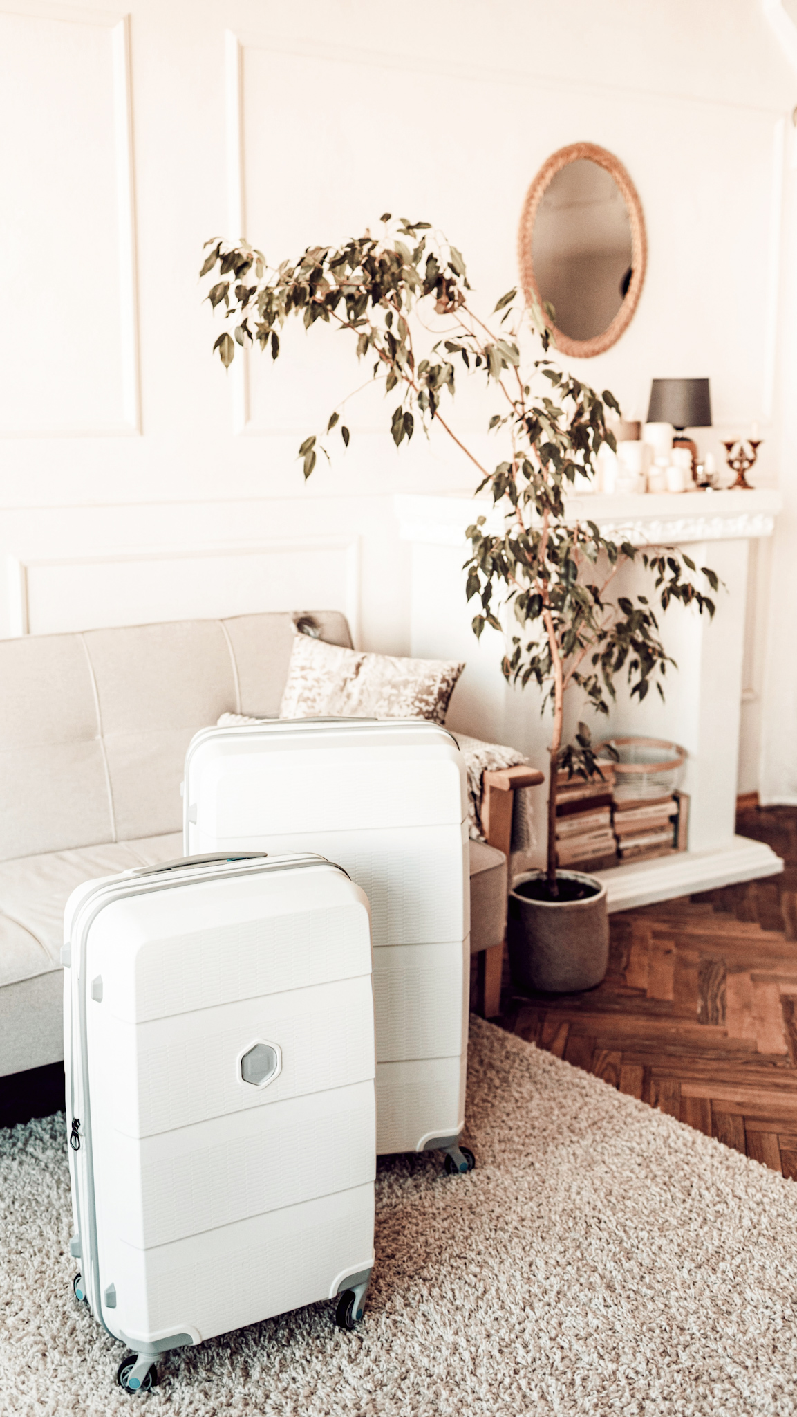 The Ultimate Europe Packing List: What I Bring After Dozens of Trips Back to the UK | Mylk Alchemy The Ultimate Europe Packing List: What I Bring After Dozens of Trips Back to the UK | Mylk Alchemy