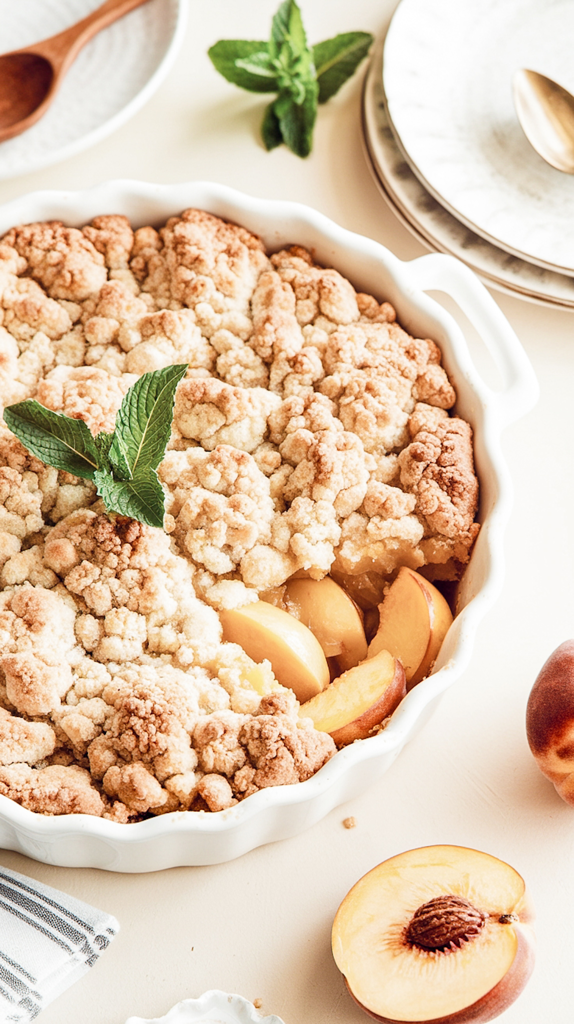 The Best Peach Cobbler Recipe with Frozen Peaches |