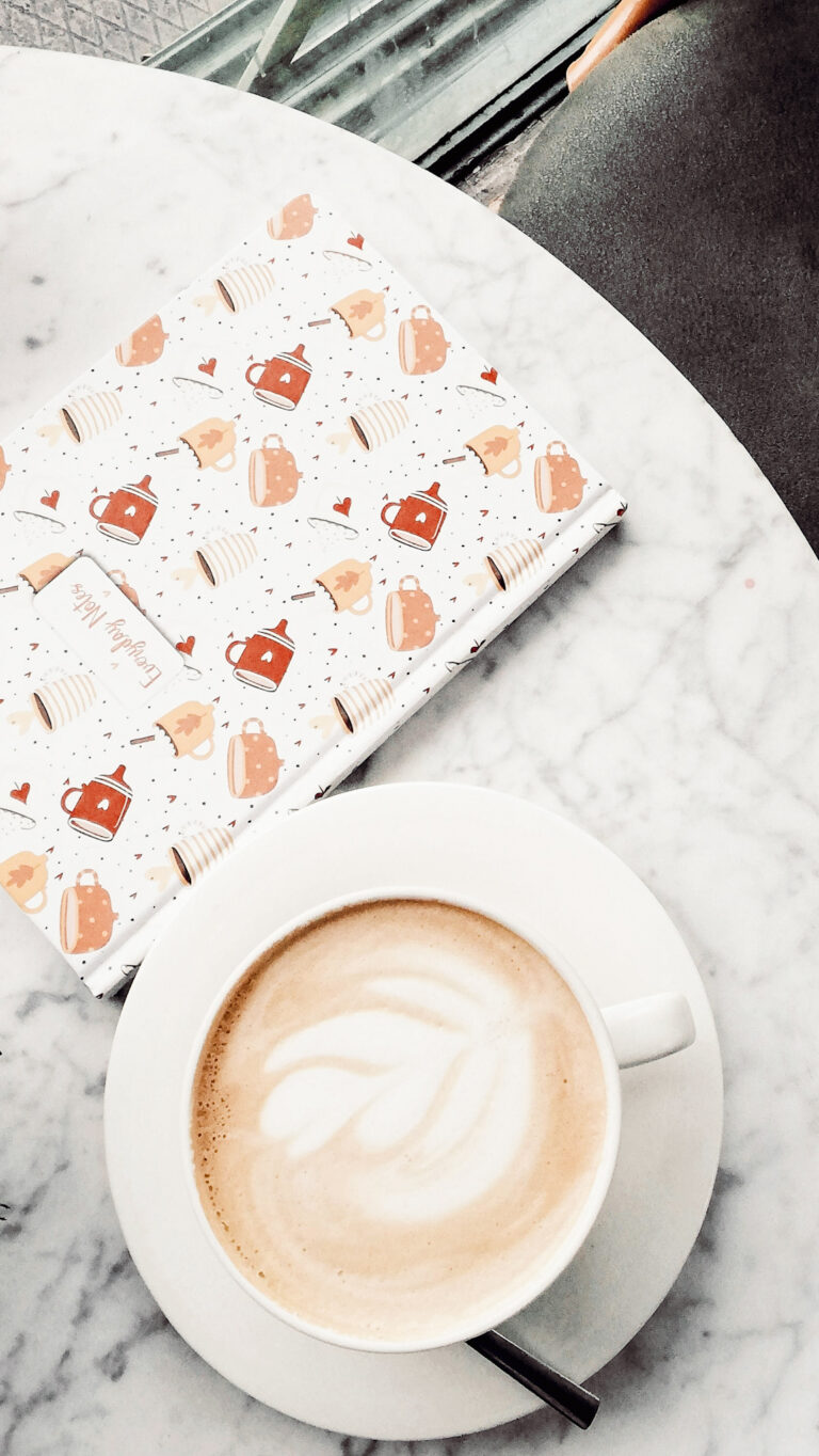 25 Gratitude Journaling Ideas to Boost Your Happiness and Mindfulness