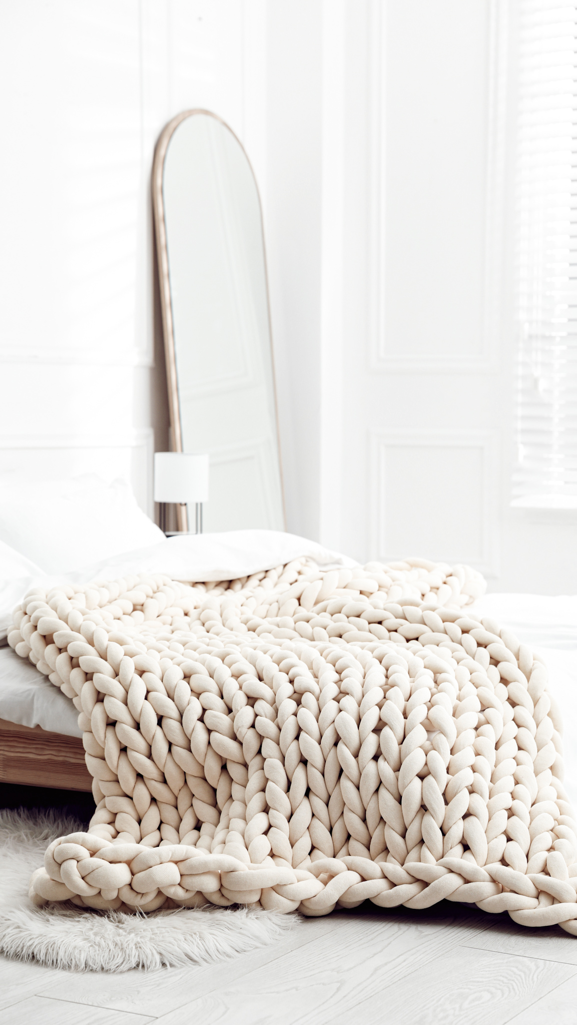 Best Weighted Blankets for Adults: Top Picks for Better Sleep | Mylk Alchemy Best Weighted Blankets for Adults: Top Picks for Better Sleep | Mylk Alchemy