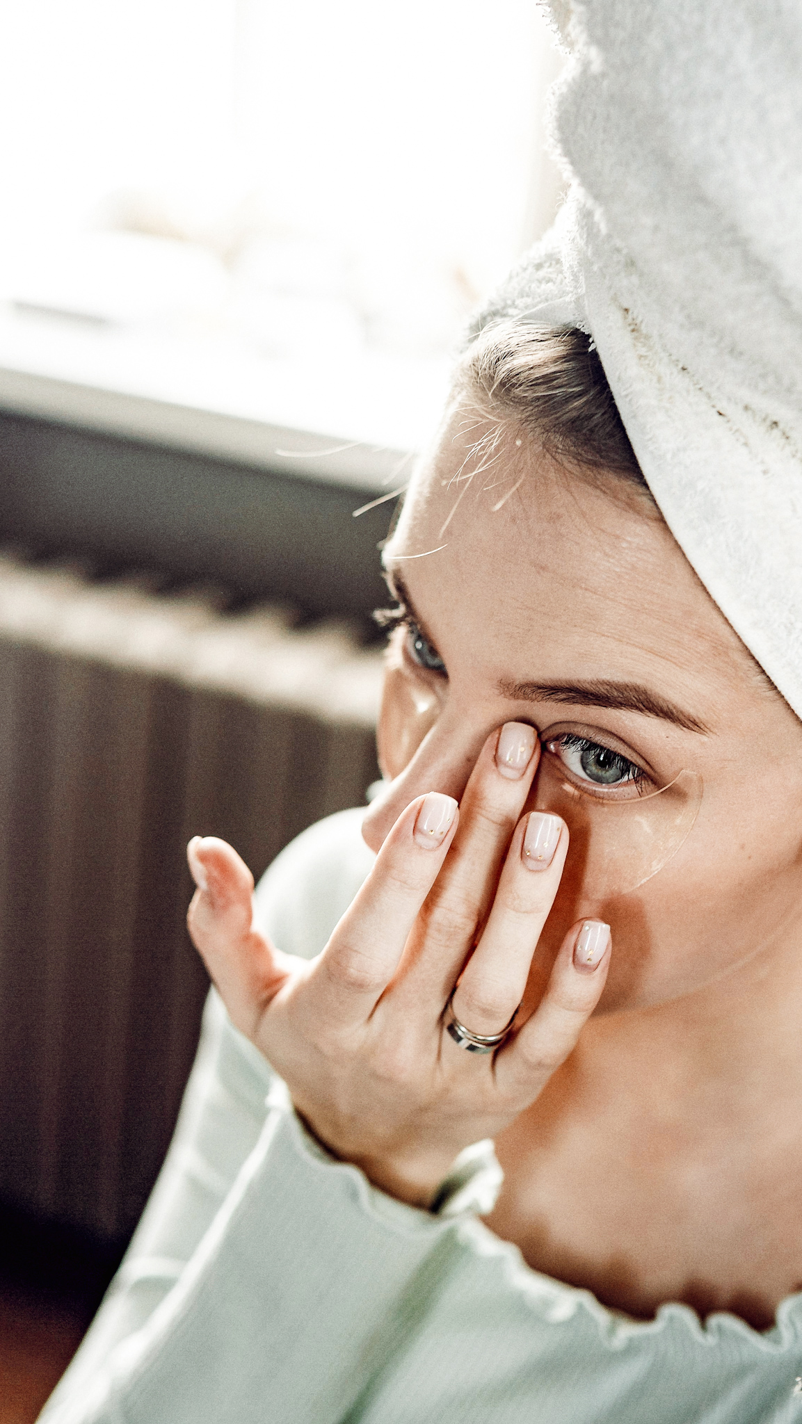 How to Get Rid of Dark Circles Under Eyes Naturally