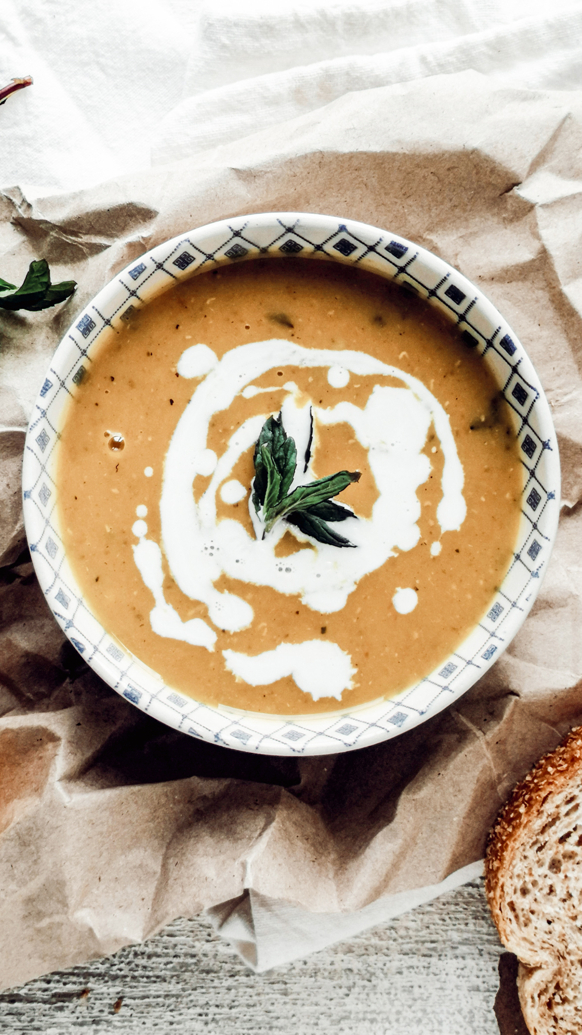 Crockpot Butternut Squash Soup With Apple |