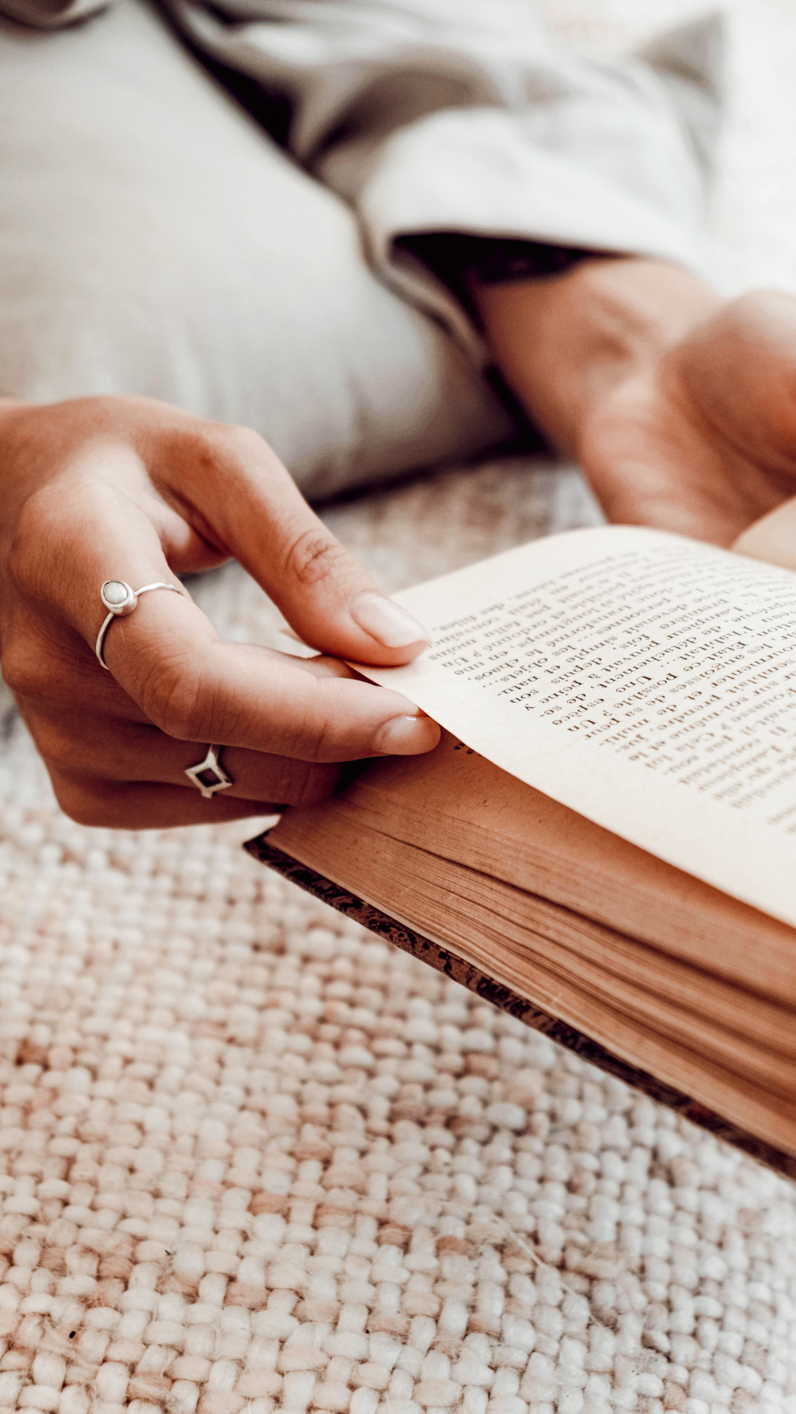 How to Stop Feeling Overwhelmed and Anxious |