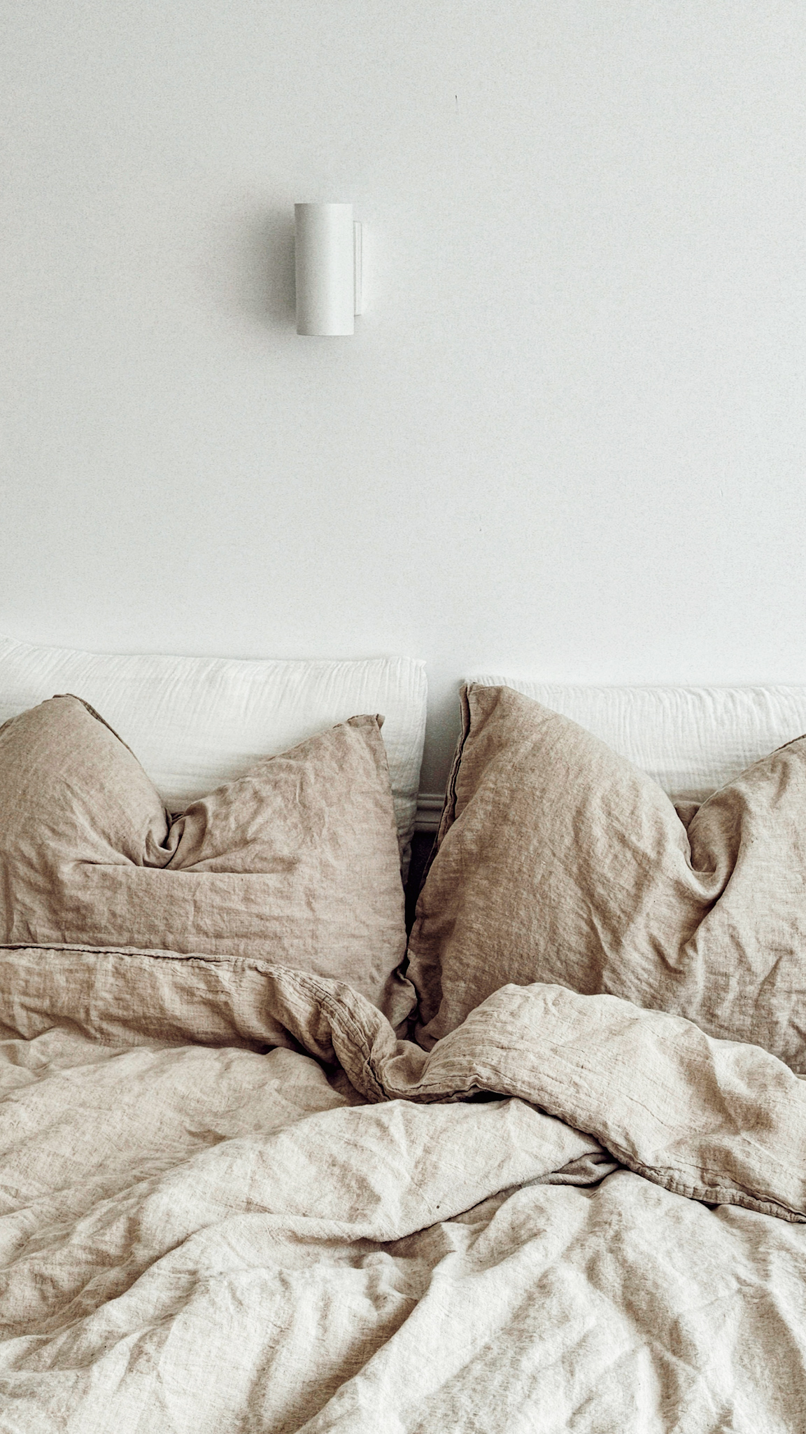 How to Stop Racing Thoughts at Night (When Your Mind Won’t Shut Off) |